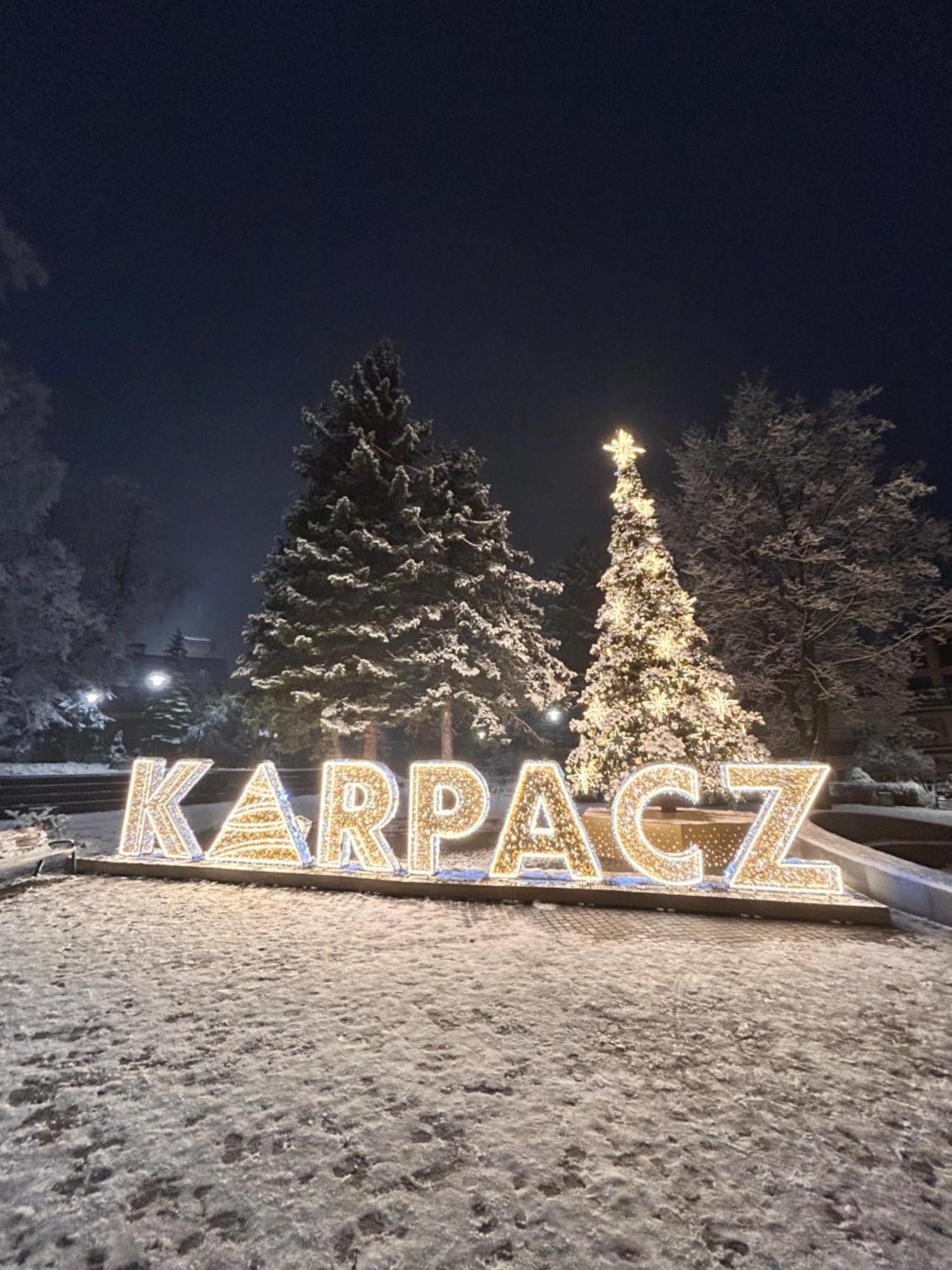 ホテル Osrodek Konferencyjno-Wypoczynkowy "Krucze Skaly" W Karpaczu エクステリア 写真